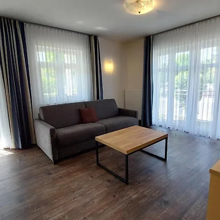 Karina By Rujana Appartement *