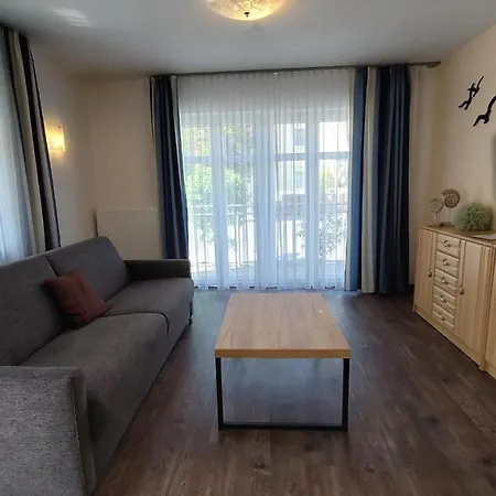 Karina By Rujana Appartement *